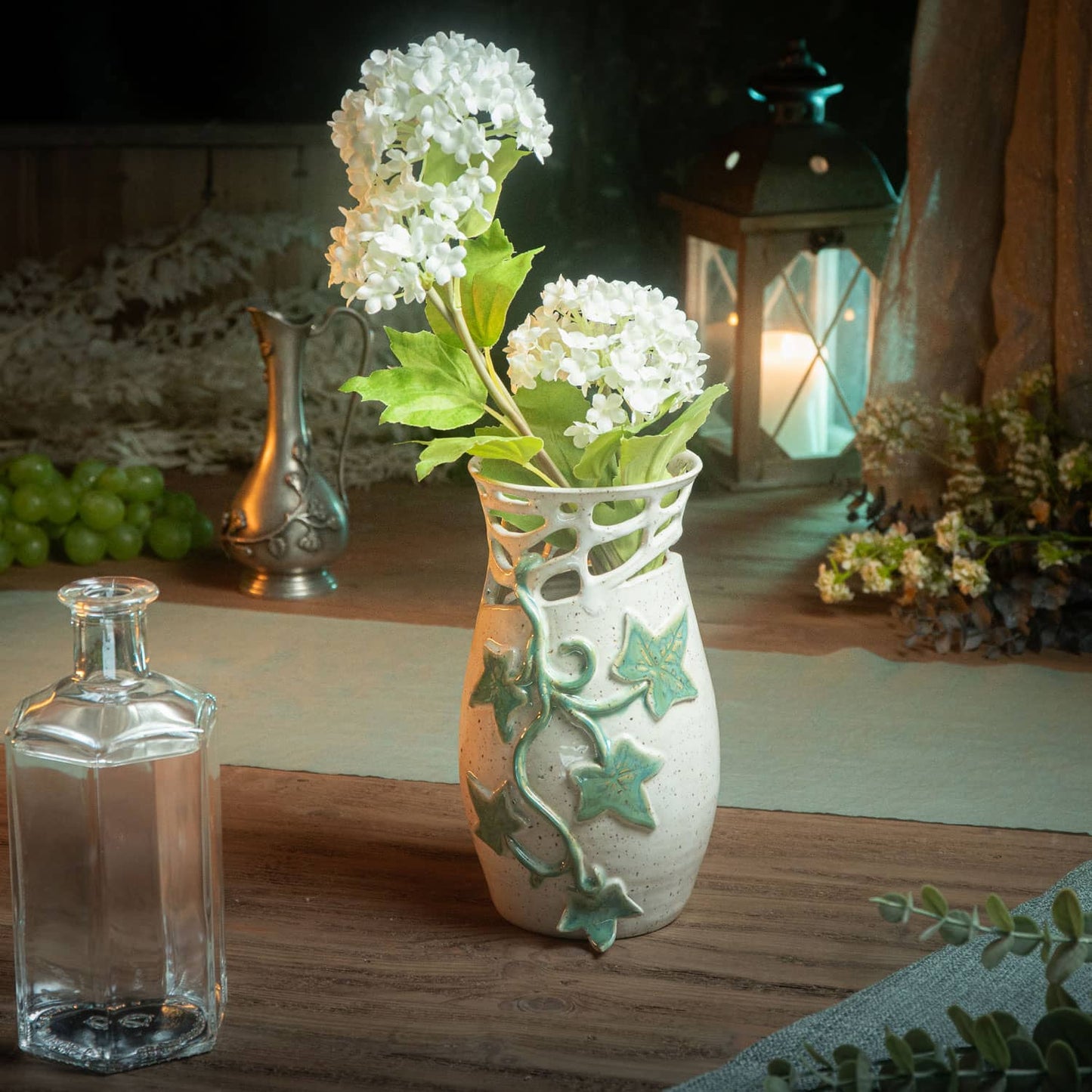 Vase ajouré elfique